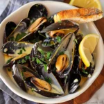 Garlic Butter Mussels With White Wine